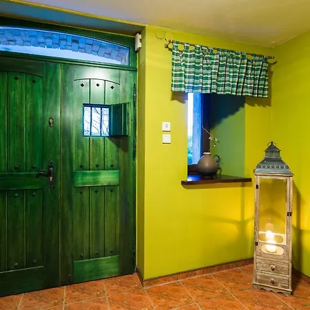 I Aneta Guest house *